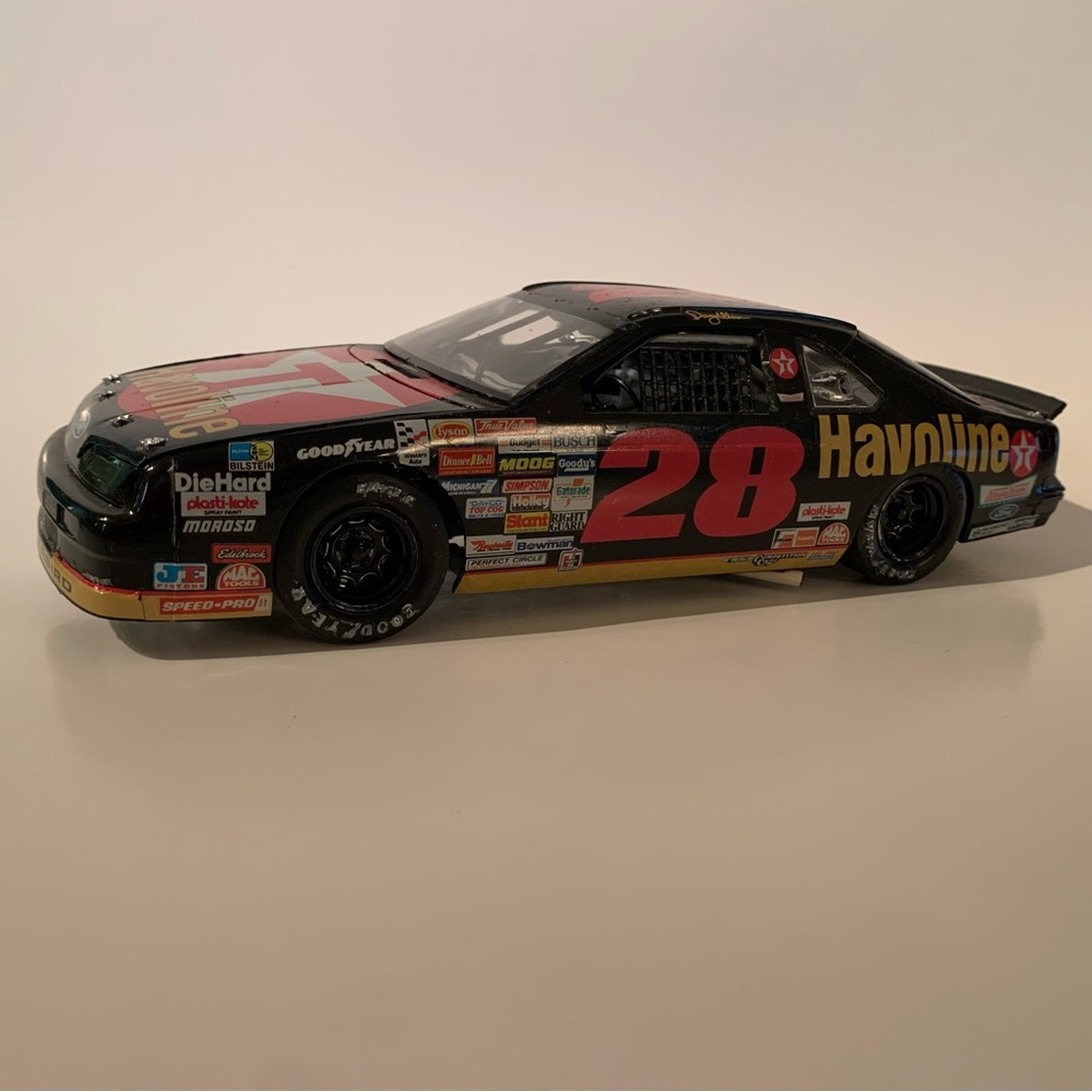 Vintage Monogram Havoline Ford Thunderbird Model Kit Nascar 1:24 assembled